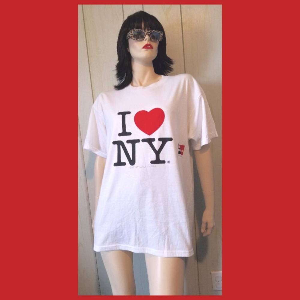 Vintage 90s I LOVE NY Oversized T-shirt Fruit of the Loom